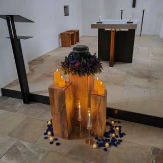 Urnendekoration Beispiel